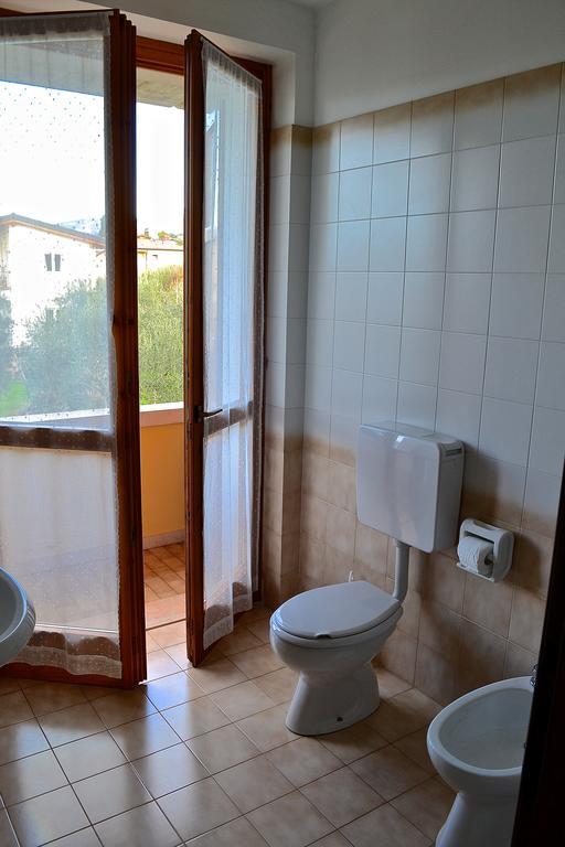 Residenza Benini Aparthotel Bardolino Bagian luar foto